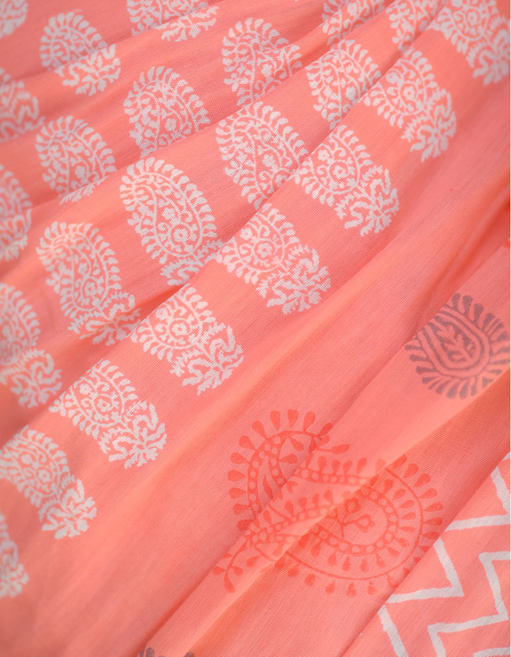 Khadi-Peach-Block-Printed-Saree-Close