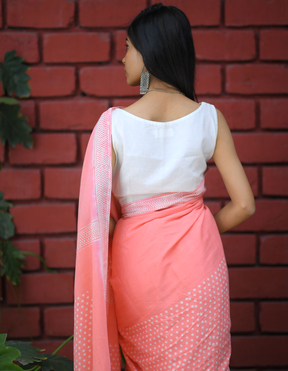 Khadi-Peach-Buti-Printed-Saree-Back