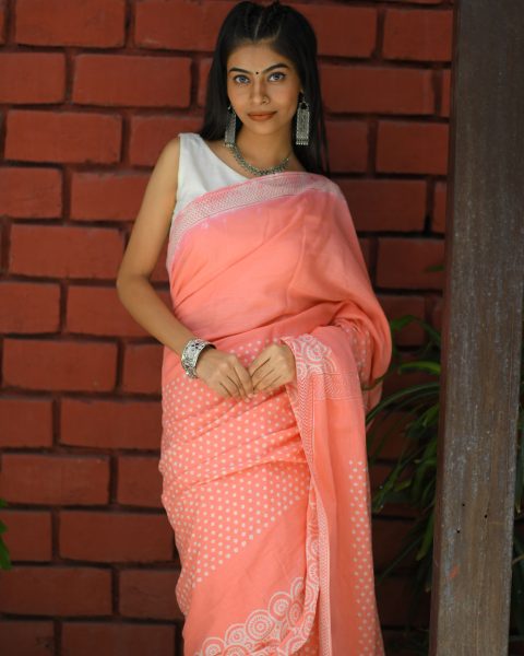 Khadi Peach Buti Printed Saree
