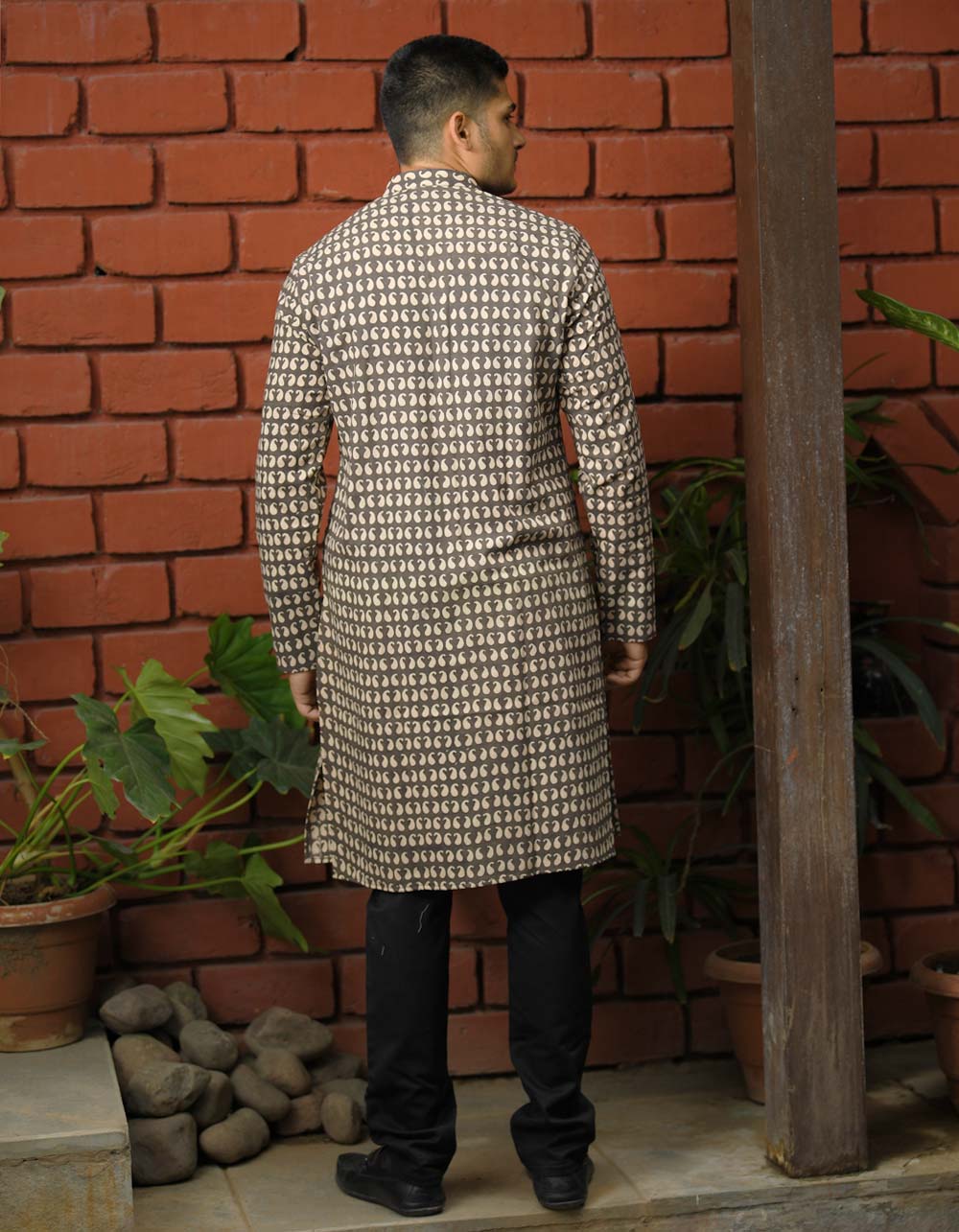 Men's-Paisley-Print-Khadi-Kurta-Back