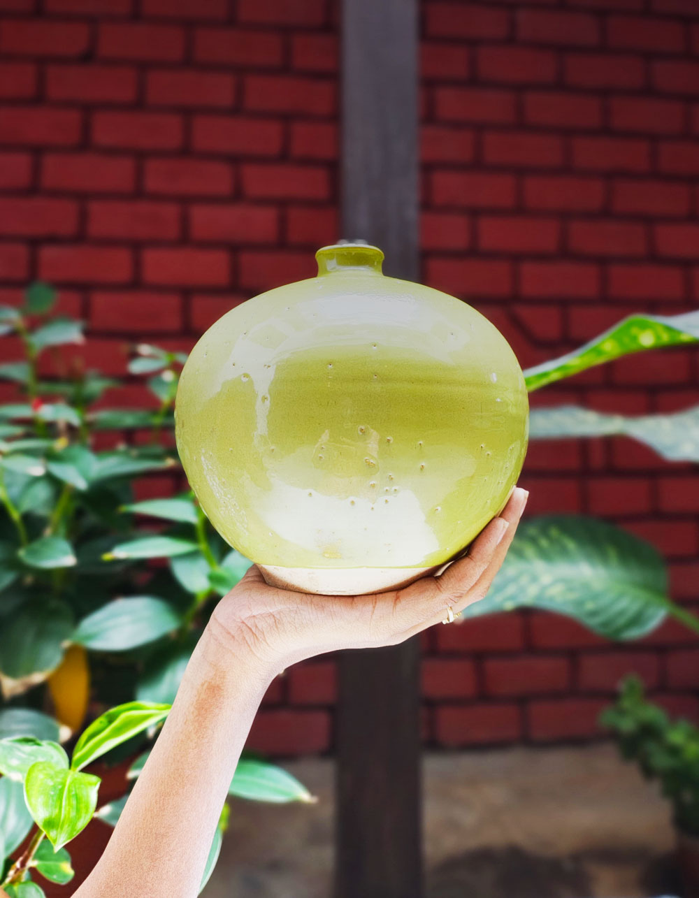 Lime_Green_Sphere_INHAND