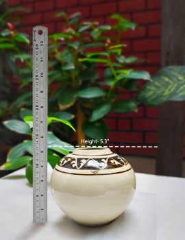 Cream Patterned Sphere