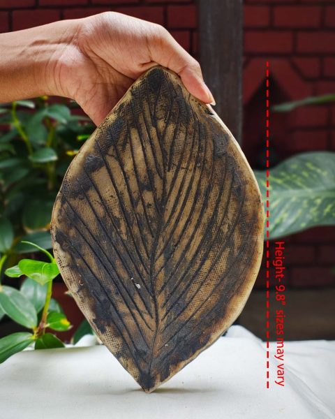 Textured leaf platter Large
