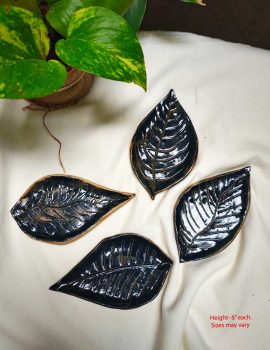 Set of 4 Small Leaf Platters