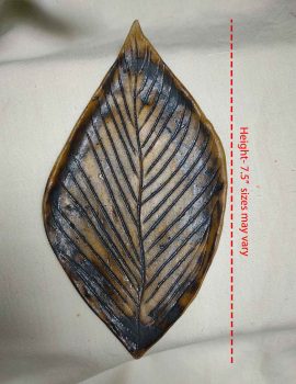 Textured leaf platter medium